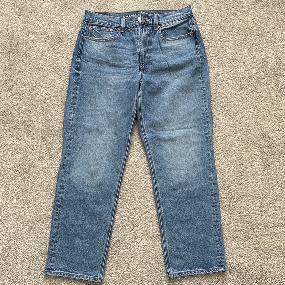 American Eagle women’s high rise ankle straight jeans